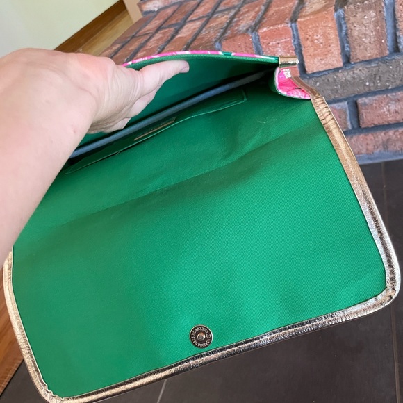 NEW Lilly Pulitzer palm hibiscus clutch - Picture 9 of 9